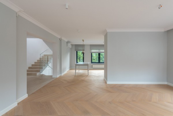 clean bright empty property