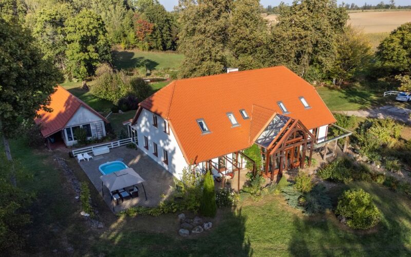 lakeside countryside retreat lake mamry